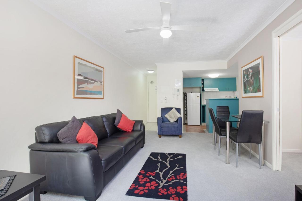 Surfers Beach Resort One Gold Coast Buitenkant foto